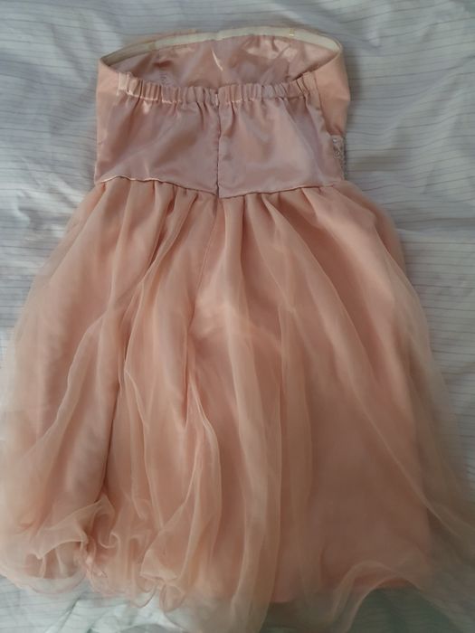 Рокля, обичана веднъж за повод!