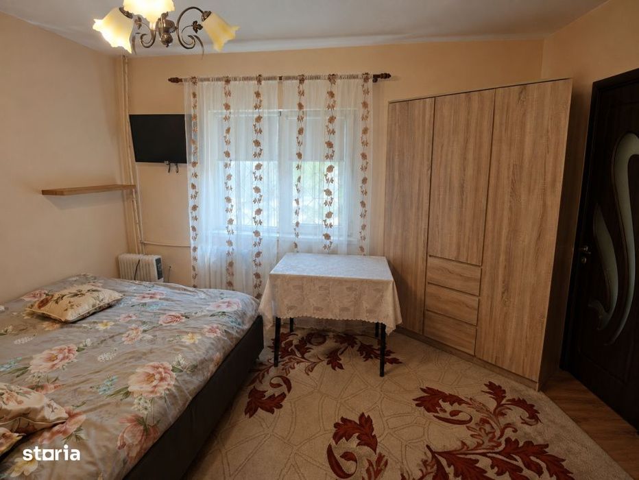 Apartament 2 camere semidecomandat, mobilat si utilat, Craiovita Noua