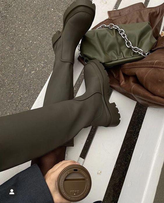 Продам сапоги Зара