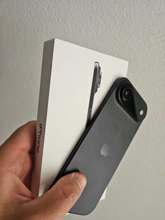 iPhone 17Air 256 gb neverlock 11 cicluri la cutie.