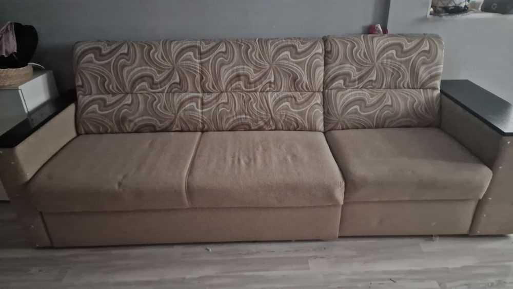 Отдам бесплатно диван