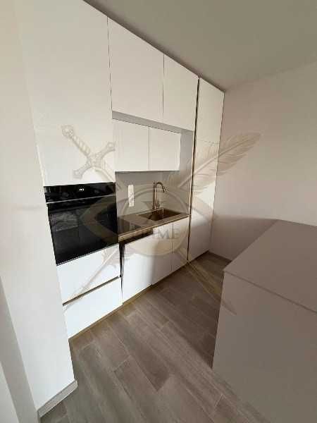 Двустаен апартамент в Св.Св. Константин и Елена! 21896702