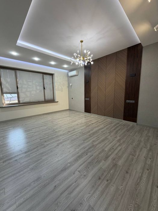 Продаётся 8 соток Евро Дом на Амир Темур Махалля.