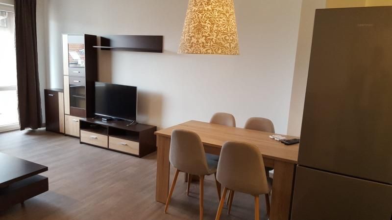 Дава се под наем Двустаен апартамент в София, Зона Б-19 - 75 кв.м за 680 € - Снимка #2