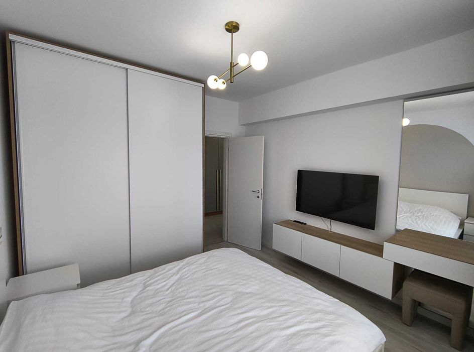 OCAZIE! Persoana Fizica - Unirea Towers, ap. 2 cam mobilat si utilat complet cu parcare subterana inclusa, vue panoramic