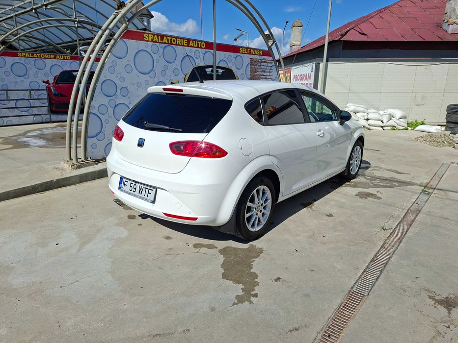 SEAT Leon Style 1.4 TSI 125 CP | Bi-Xenon Adaptiv | Trapa | 197.151 km