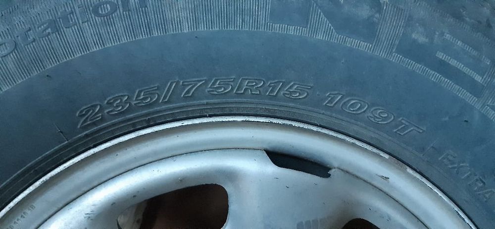 Зимний 235/75 R15