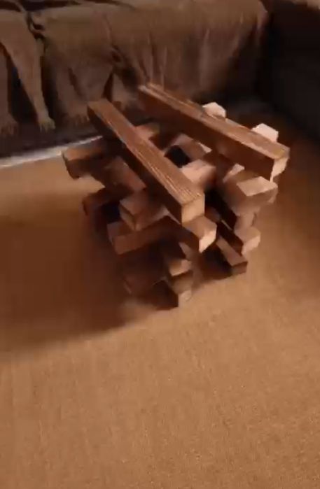 Журнальный столик