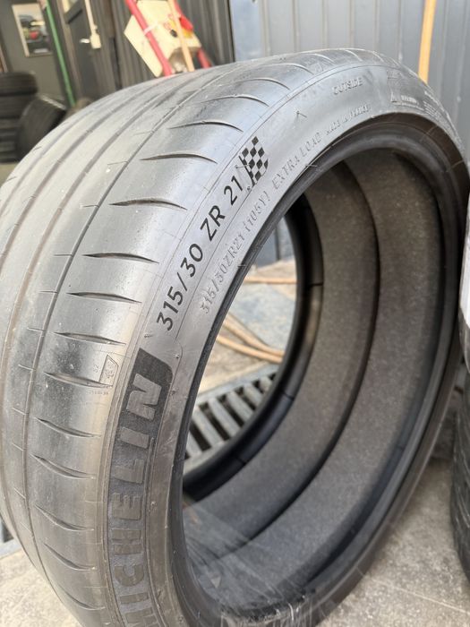Michellin Pilot Sport 4S 275/35/r21 , 315/30/r21