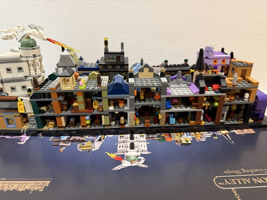 Lego 76444 Harry Potter Magazinele de pe Diagon Alley