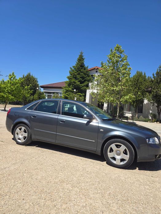 AUDI A4 2004 — imagine 26