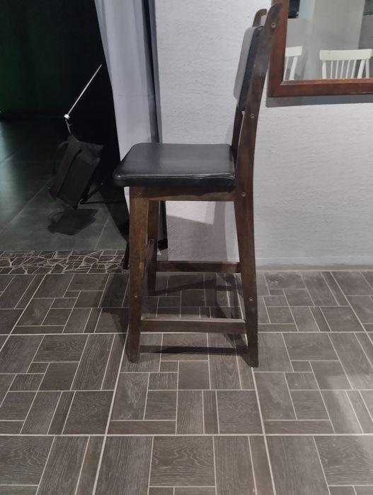 Стул Барни в хорошем состоянии