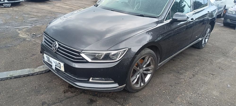 Dezmembrez Volkswagen Passat B8 (3G2) [Fabr 2015-prezent]