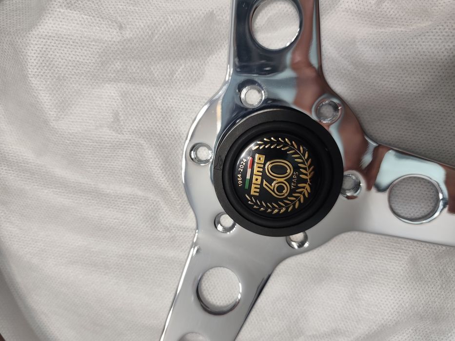 Волан Momo Anniversary 60 Мерцедес