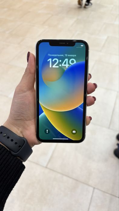 iphone 11 64гб.