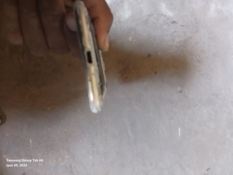 350000 sum ekran ketgan 200000 harajati bor