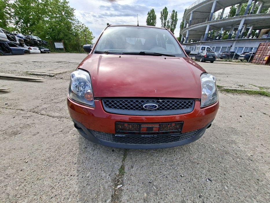 Dezmembrez Ford Fiesta 1.3 B 1.4B 2007  FXJA A9JA