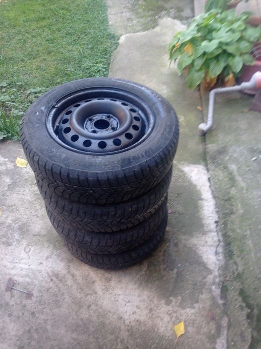 Jante tabla 4*100 ET35 vw anvelopa 165 70 14 Spring