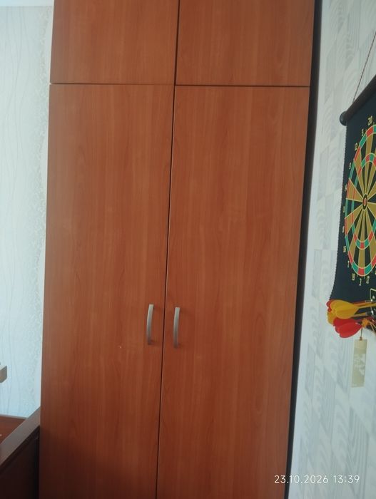 Продам шкаф вместительный