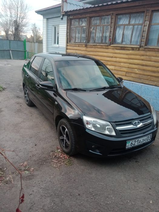 Продам Ладу гранту 2017г 16кл коробка робот