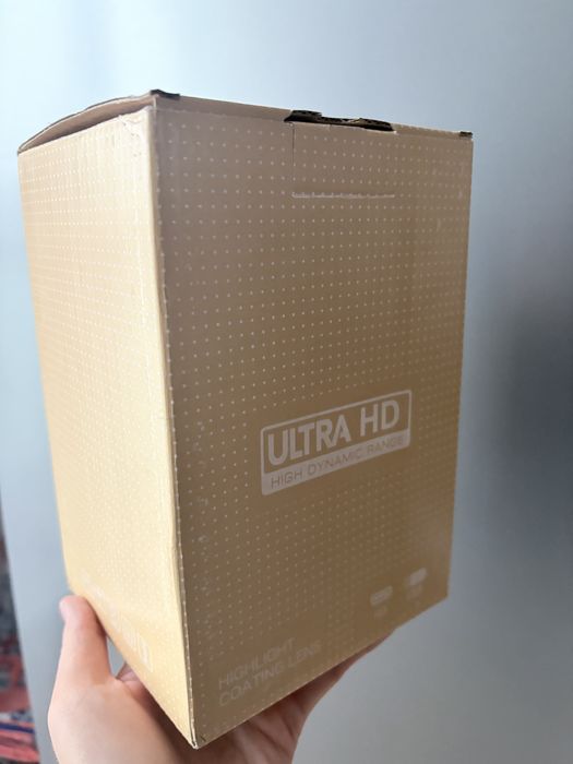 Videoproiector Ultra HD Noi Sigilate