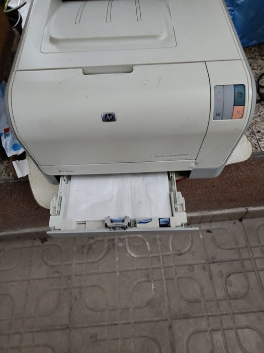 Imprimata HP Color LaserJet CP1215