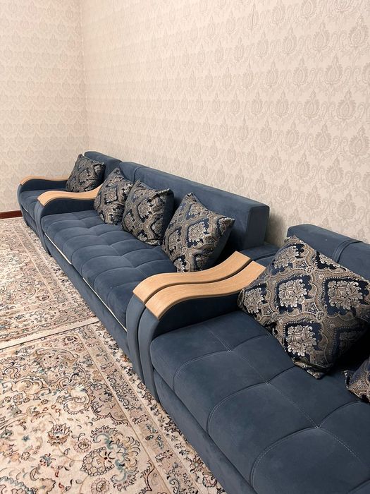 Продаю диван отличном состояние