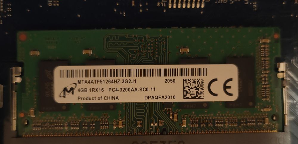 Memorie 4 G ram ddr 4 de Laptop! Triimit prin olx!