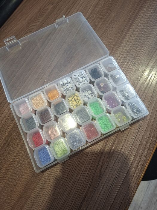 Продаю бисер и станок