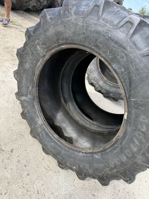 420/70r30 kleber