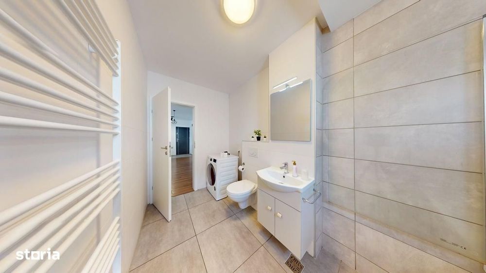 Apartament cu 3 camere, balcon, etaj 3 - Zona Piata Cluj
