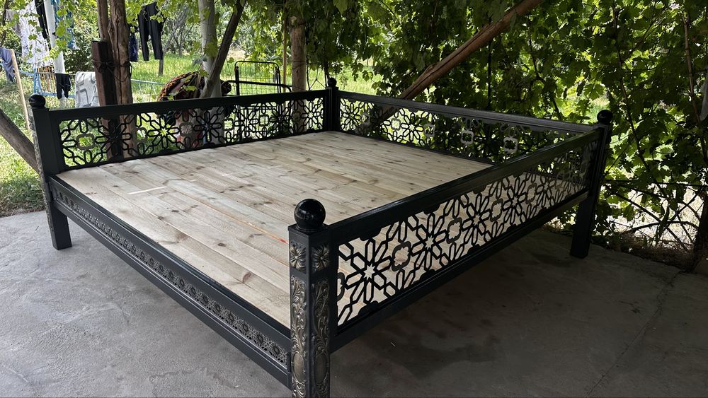 Tapchan , Kravat , тапчан , крават