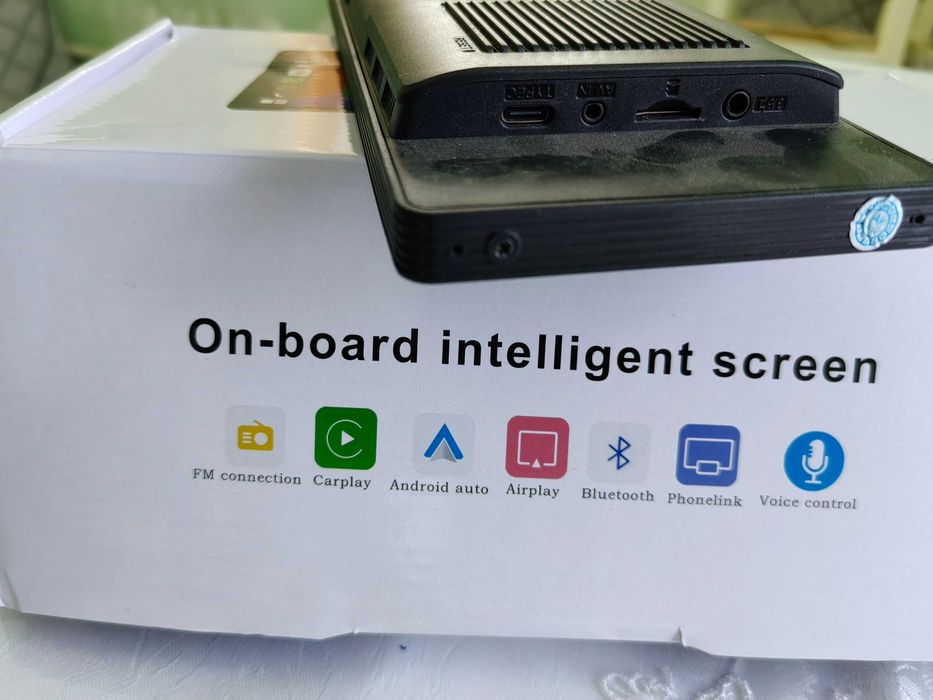 Монитор на авто новый