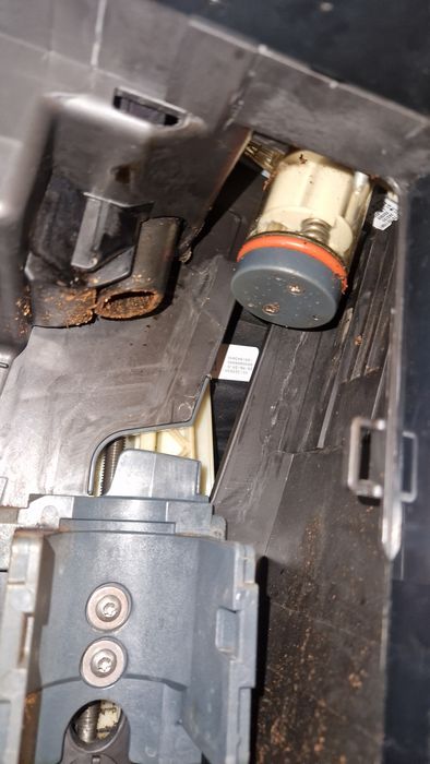 Espresor DeLonghi Magnifica