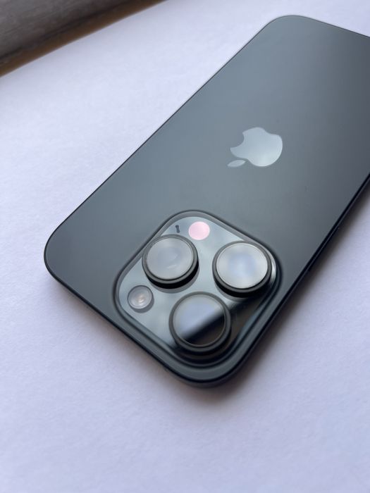 iPhone 16 Pro 256GB Black Titanium