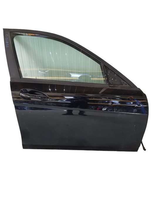 Usa / Portiera Fata Dreapta Mercedes-Benz C-Class W204 2007 - 2014