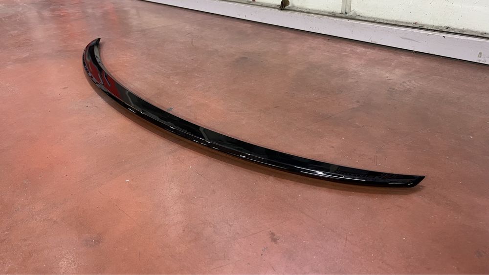 Спойлер на багажник Monza