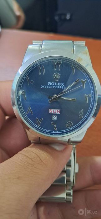 Rolex sotiladi.,