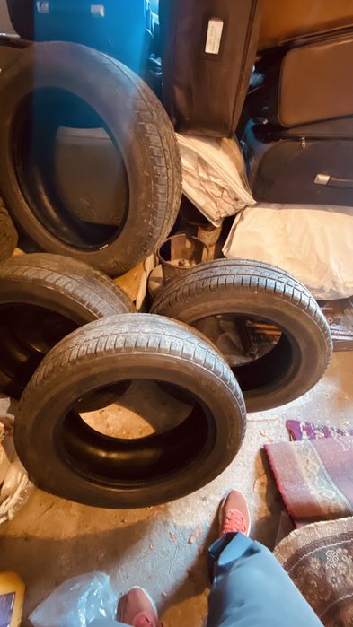 Продам шины всесезонка размер 225:60:17