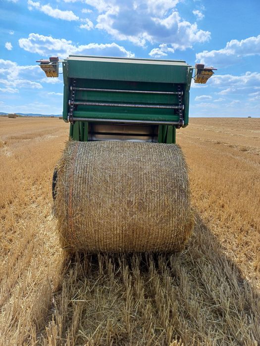 Предлагам бали сено,слама и люцерна