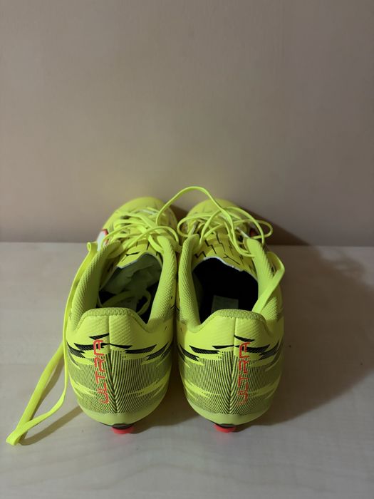 Ghete fotbal PUMA Ultra 6 Play - Noi, Mărimea 44