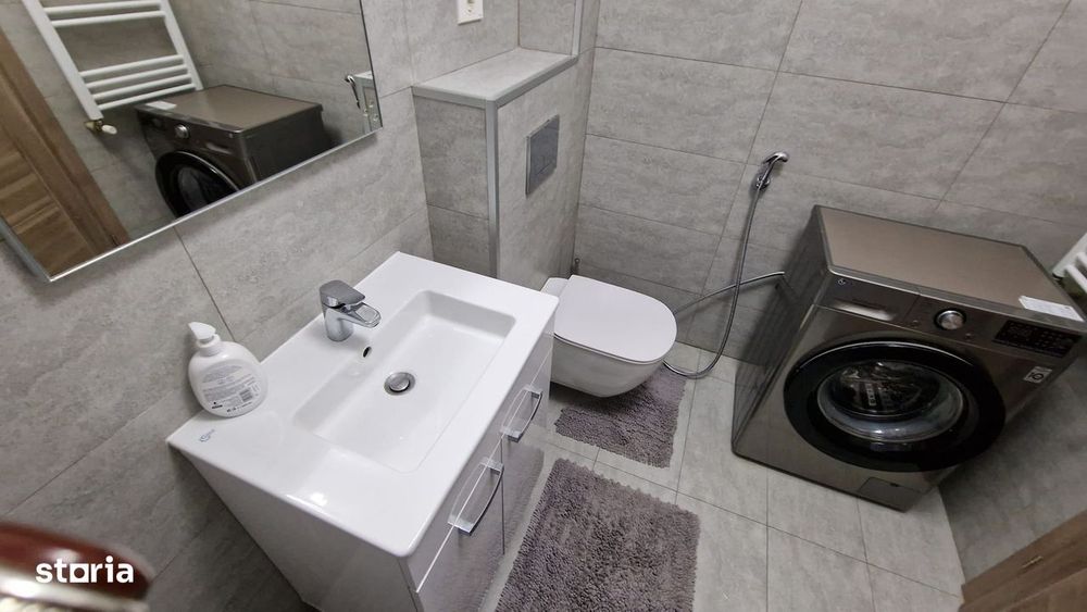 Regnum Residence apartament 2 camere decomandat,mobilat,acces piscina