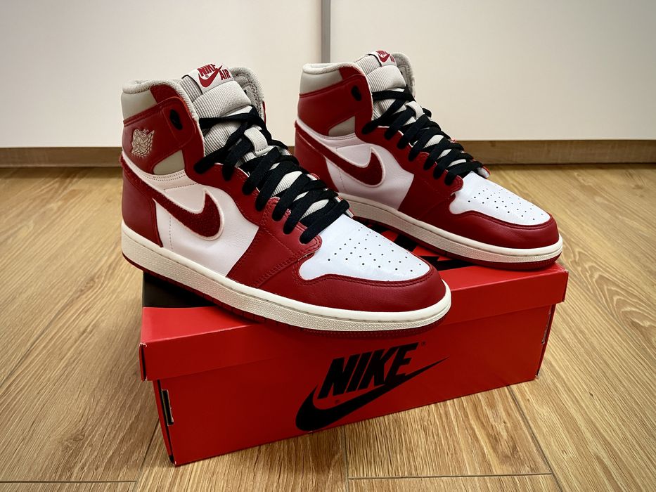 Nike Air Jordan 1 Retro OG - 43 - Newstalgia Chicago