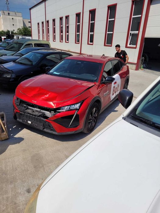 Peugeot 408 2024, 1.2 benzină 130 CP, avarie frontală, mecanic perfect