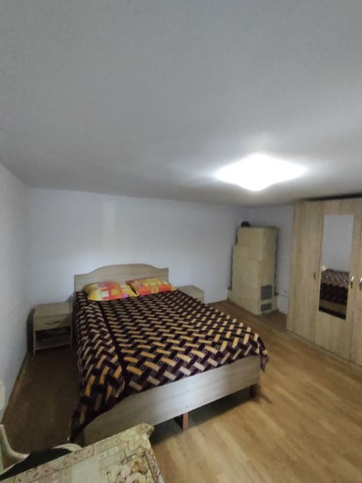 Vând casă Bușteni sau schimb cu apartament în  Busteni