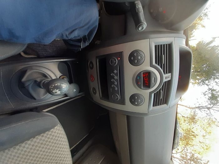 Рено Меган 2 седан на части