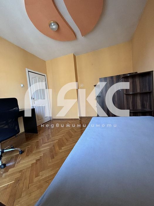 Дава се под наем Четиристаен апартамент в София, Красно село - 110 кв.м за 797.64 € - Снимка #5