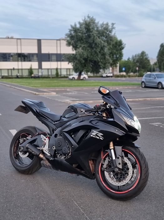 Suzuki GSX R600 K8
