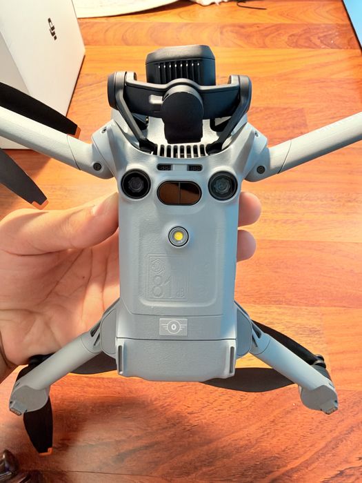 Dji mini 5 pro fly more combo в безупречно състояние