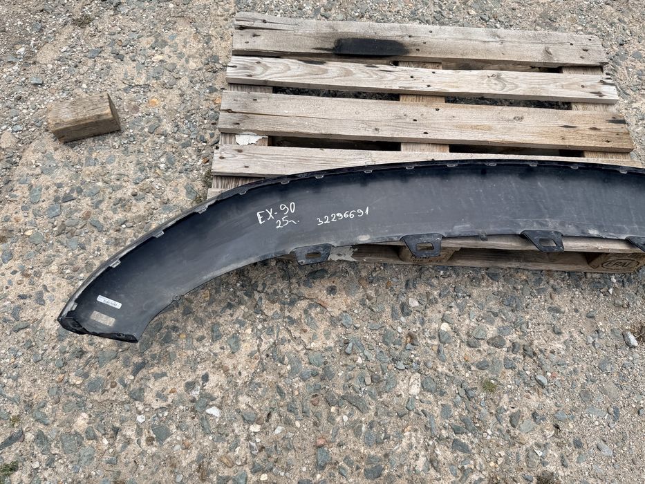 Спойлер предна броня за Volvo EX90 Волво ЕХ90  2024г-